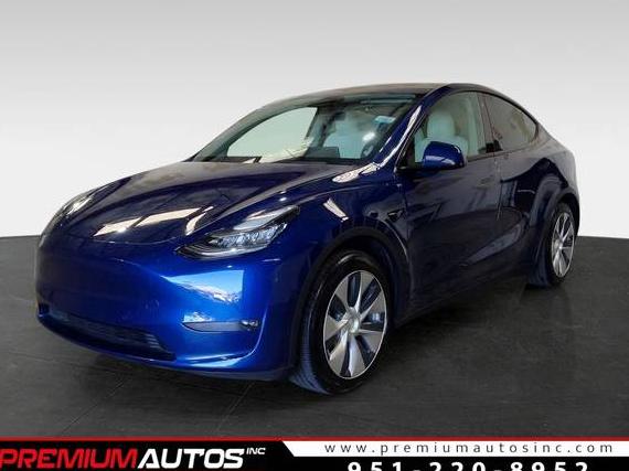 TESLA MODEL Y 2021 5YJYGDED9MF104897 image